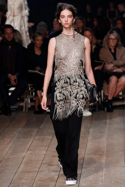 Look 20